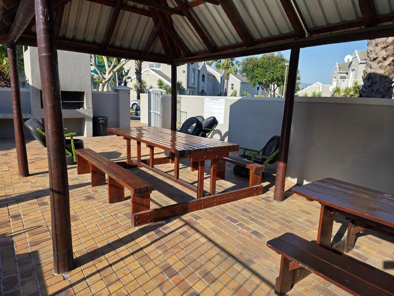2 Bedroom Property for Sale in Townsend Estate Western Cape